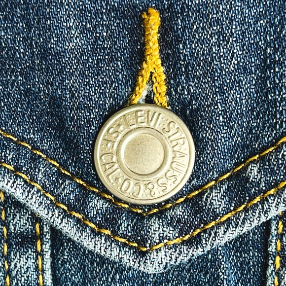 Levi's Ex Boyfriend Trucker Button Down Denim Jacket Size M - Picture 3 of 7